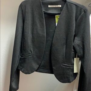 MOSAIC & CO- grey cropped blazer